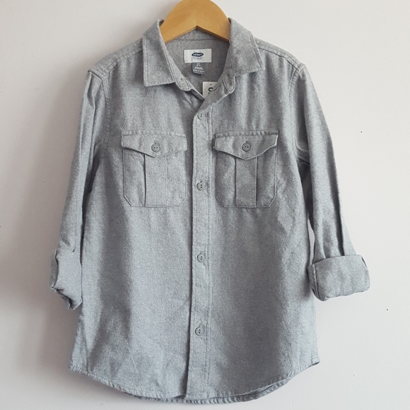🆕️Kids Grey Button Down Shirt Size S(6/7) - Picture 1 of 3